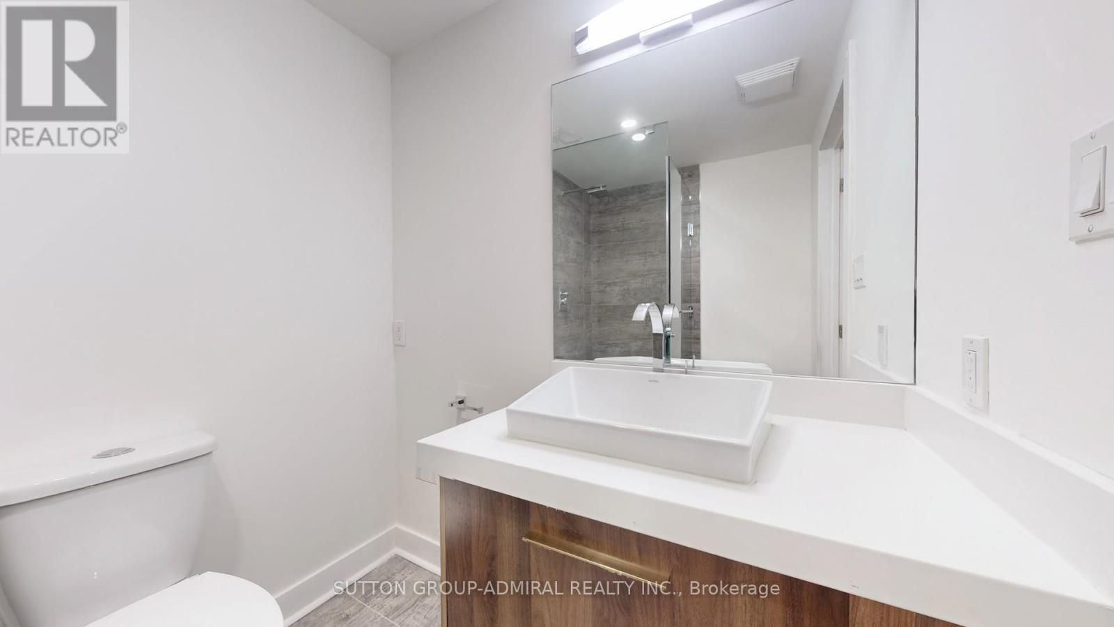 13 Elder Avenue, Toronto, Ontario  M8V 2J4 - Photo 43 - W12472205
