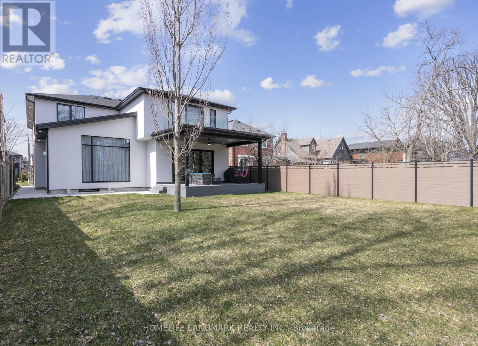 37 Wanita Road, Mississauga (Port Credit), Ontario  L5G 1B3 - Photo 39 - W12472212