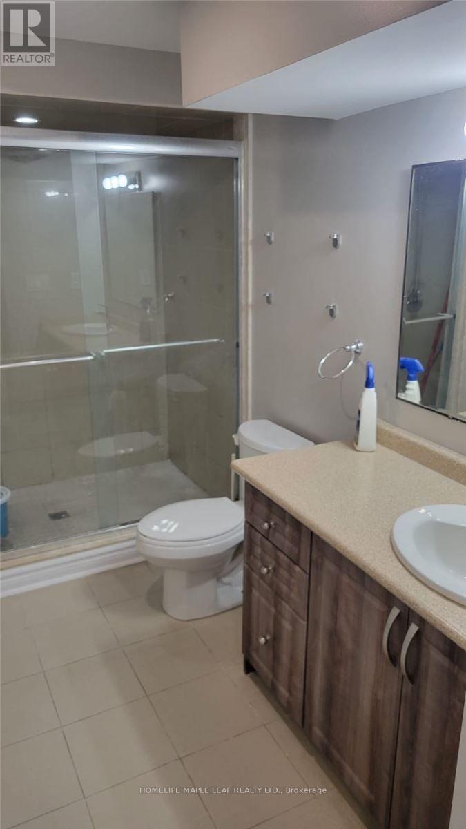 Bsmt - 10 Templeton Court, Brampton, Ontario  L6P 3B2 - Photo 11 - W12472215