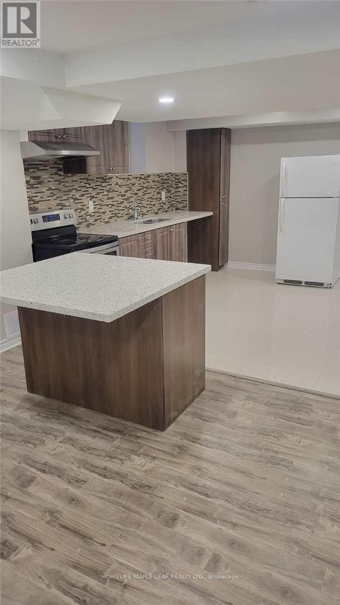 Bsmt - 10 Templeton Court, Brampton, Ontario  L6P 3B2 - Photo 6 - W12472215