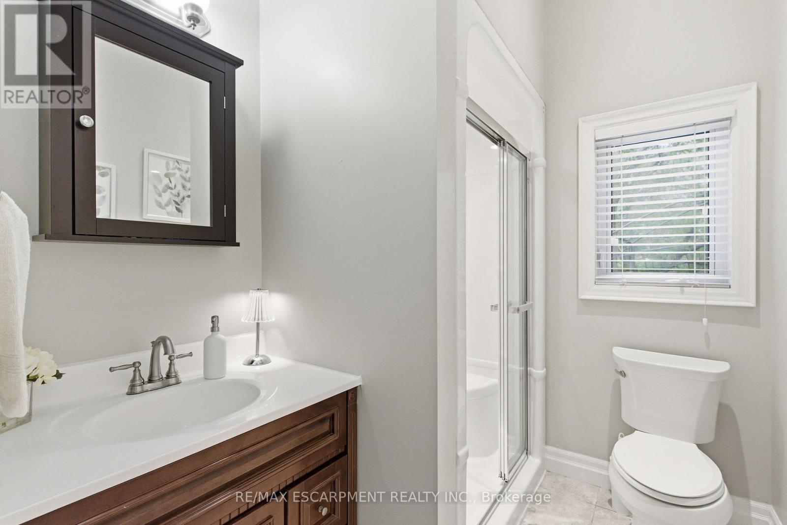 792 Old York Road, Burlington, Ontario  L7P 4X9 - Photo 26 - W12472277
