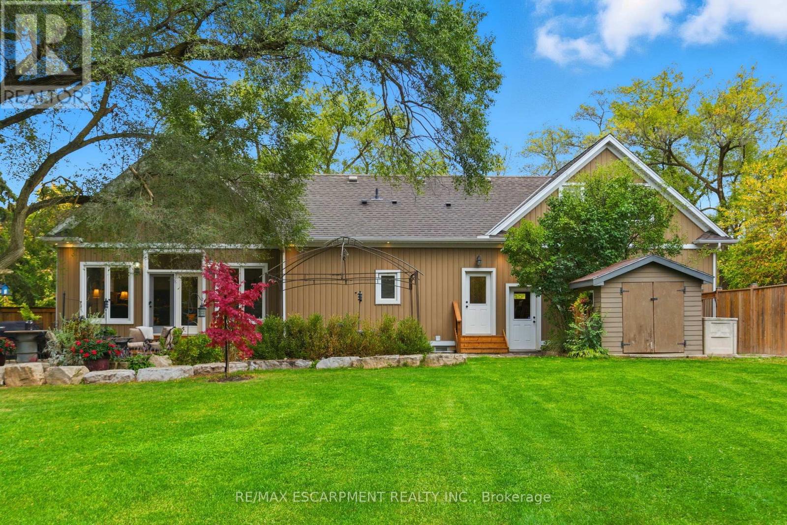 792 Old York Road, Burlington, Ontario  L7P 4X9 - Photo 38 - W12472277