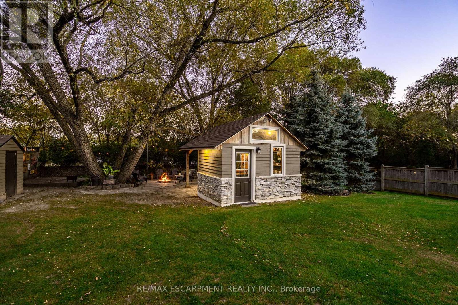 792 Old York Road, Burlington, Ontario  L7P 4X9 - Photo 41 - W12472277
