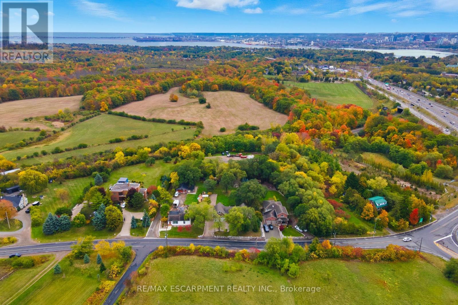 792 Old York Road, Burlington, Ontario  L7P 4X9 - Photo 47 - W12472277