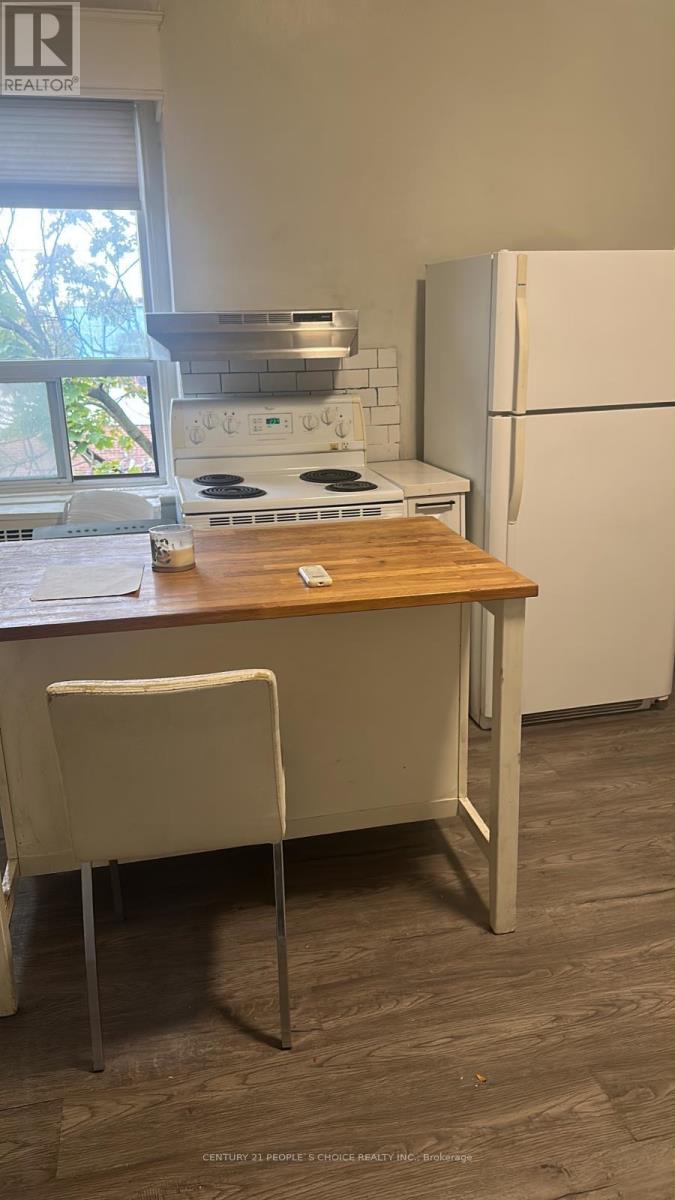 1 - 1528 Queen Street W, Toronto, Ontario  M6R 1A4 - Photo 11 - W12472284