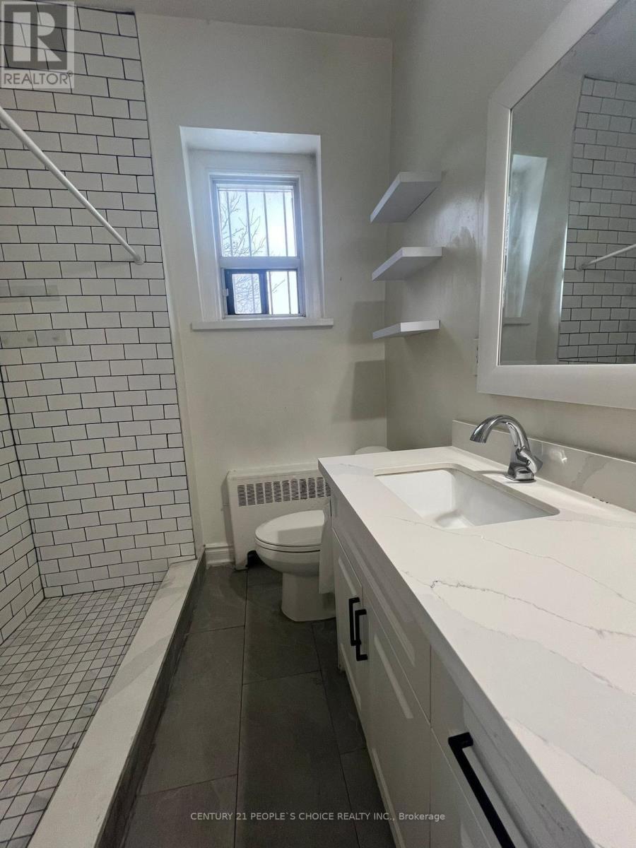 1 - 1528 Queen Street W, Toronto, Ontario  M6R 1A4 - Photo 16 - W12472284