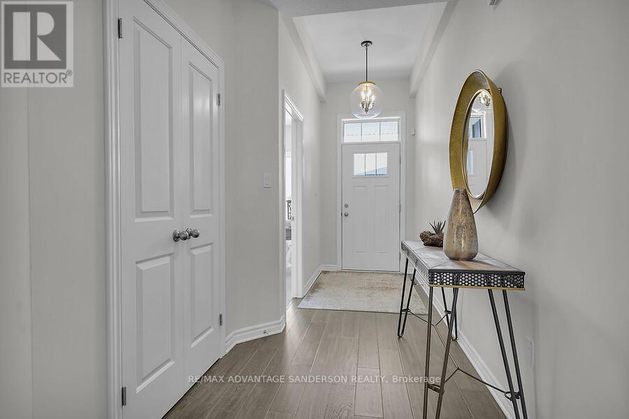 42 Bowman Drive, Middlesex Centre, Ontario  N0M 2A0 - Photo 11 - X12472335