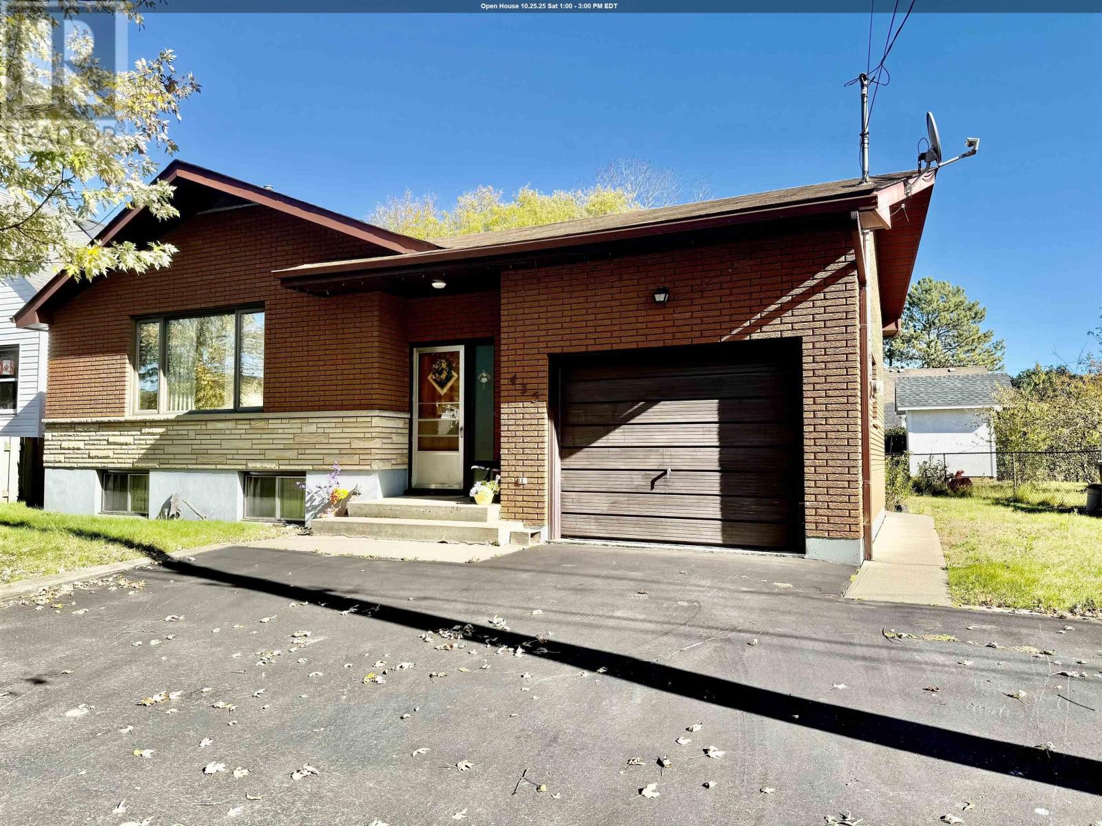 435 Frankwood AVE, thunder bay, Ontario