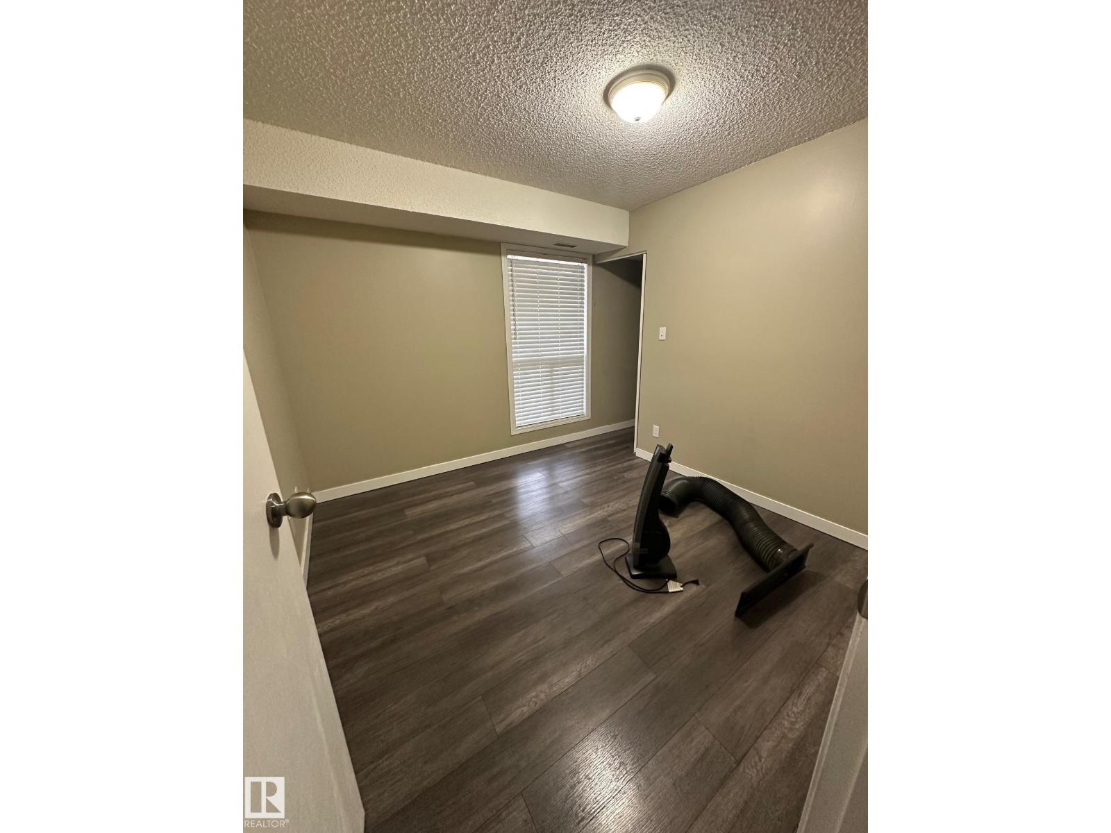 Unknown Address, ,     - Photo 12 - E4462822