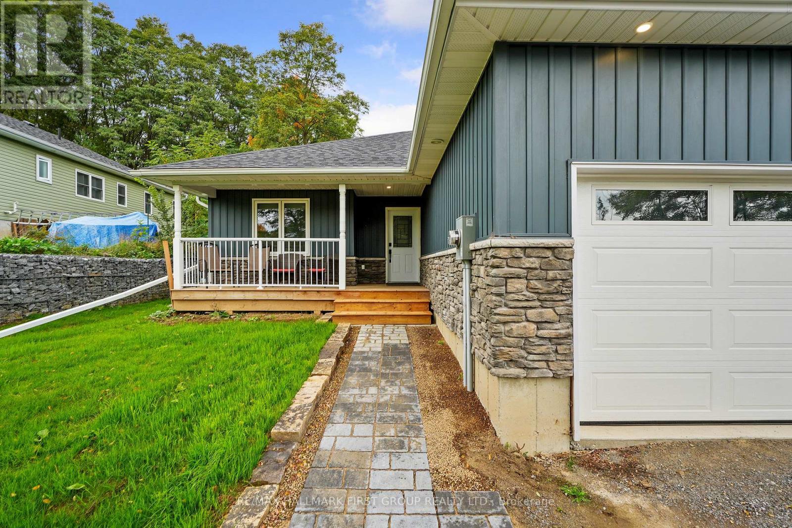B - 12 Highland Drive, Port Hope, Ontario  L1A 2B3 - Photo 3 - X12472220