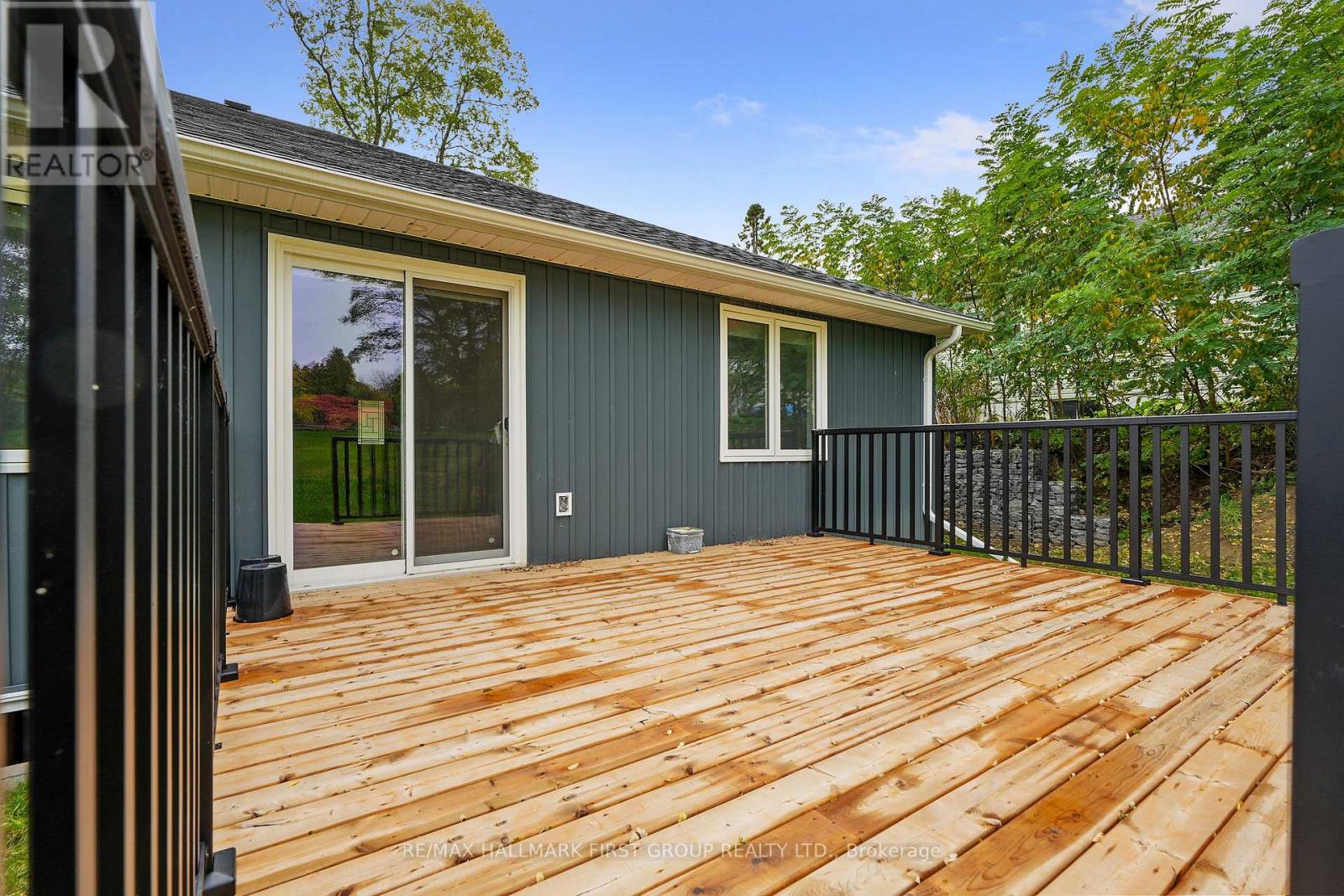 B - 12 Highland Drive, Port Hope, Ontario  L1A 2B3 - Photo 33 - X12472220