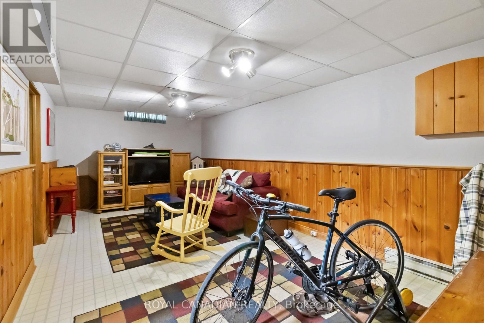 159 Hadati Road, Guelph (Grange Road), Ontario  N1E 6N3 - Photo 20 - X12472224