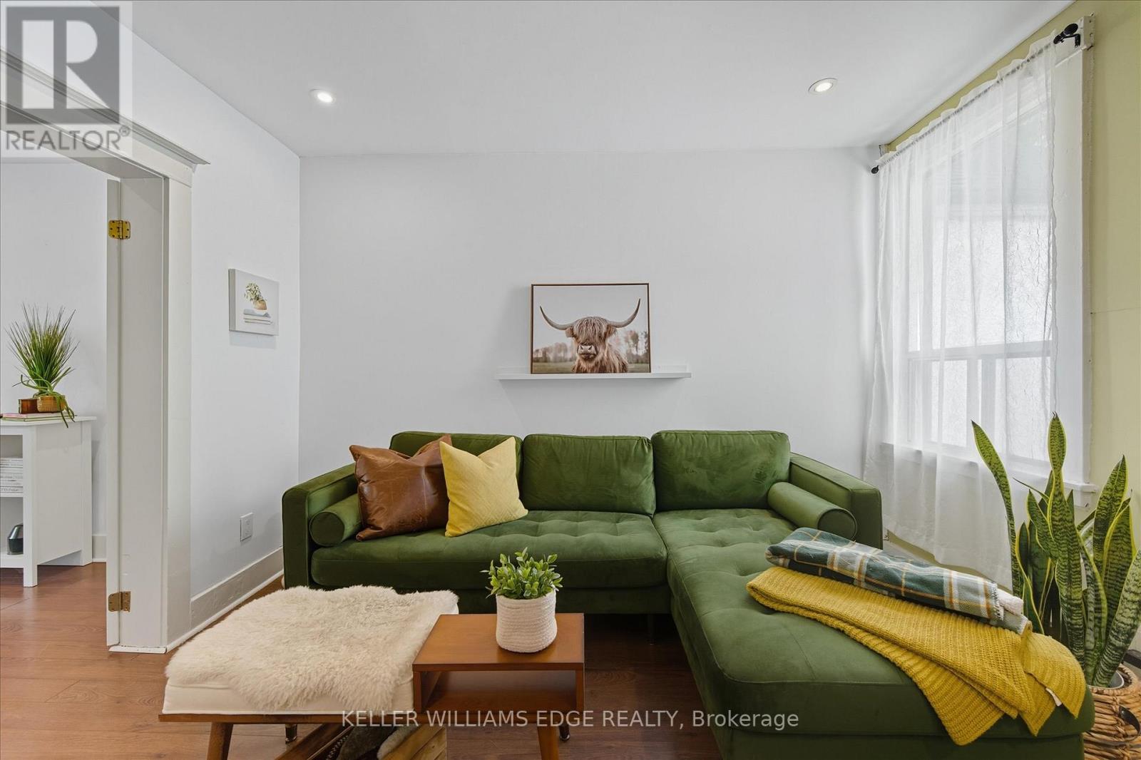 163 Grosvenor Avenue N, Hamilton (Crown Point), Ontario  L8L 7S7 - Photo 8 - X12472246
