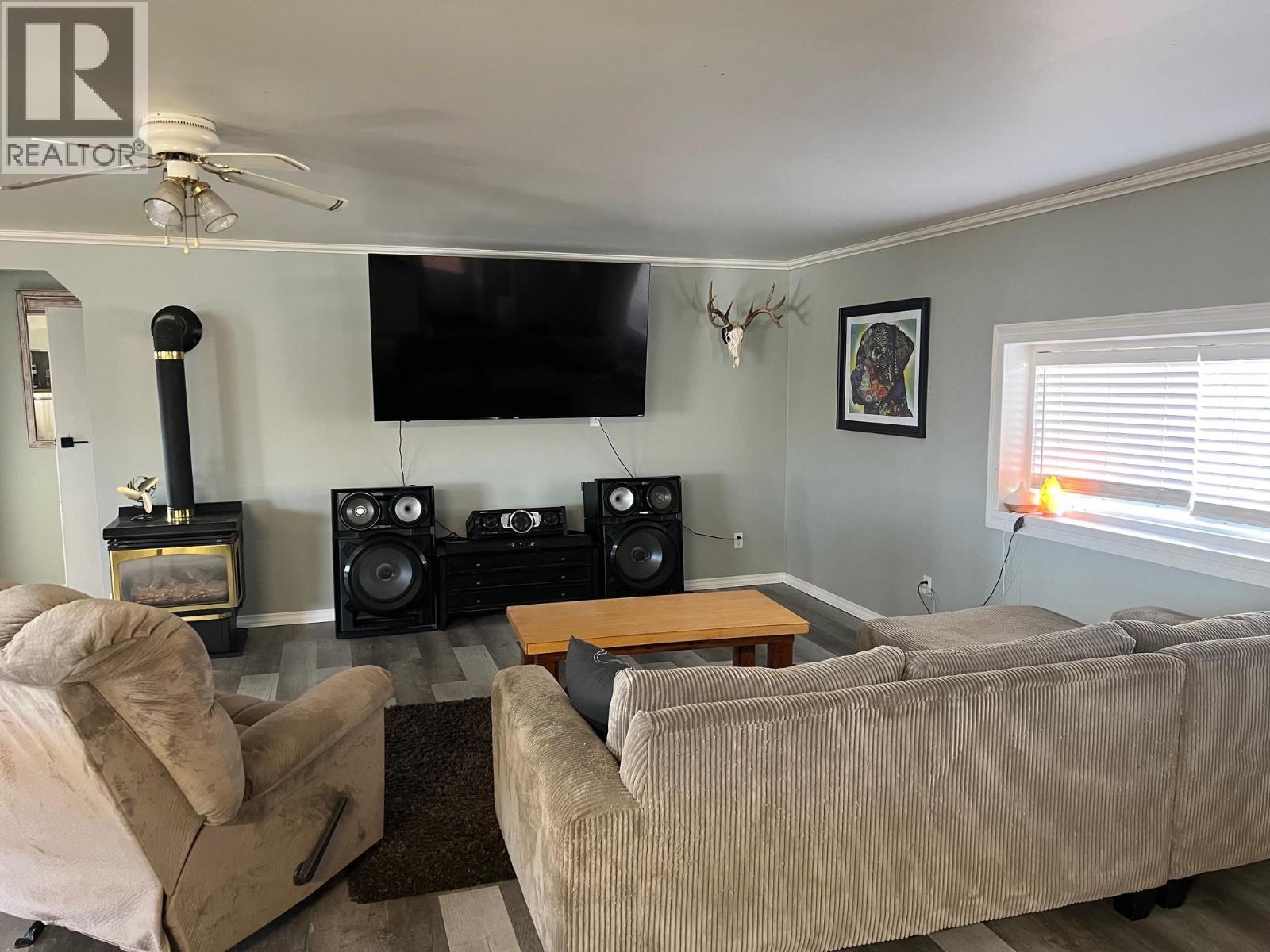 6016 Westall Subdivision, Chetwynd, British Columbia  V0C 1J0 - Photo 33 - 10366174