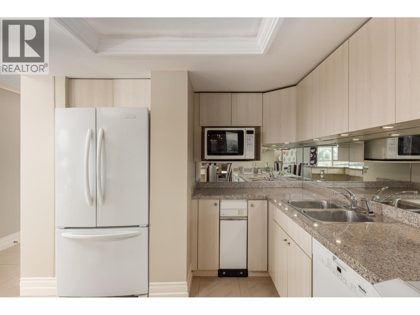 1009 1450 Pennyfarthing Drive, Vancouver, British Columbia  V6J 4X8 - Photo 12 - R3059981