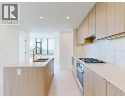 902 626 CLAREMONT STREET, Coquitlam, British Columbia