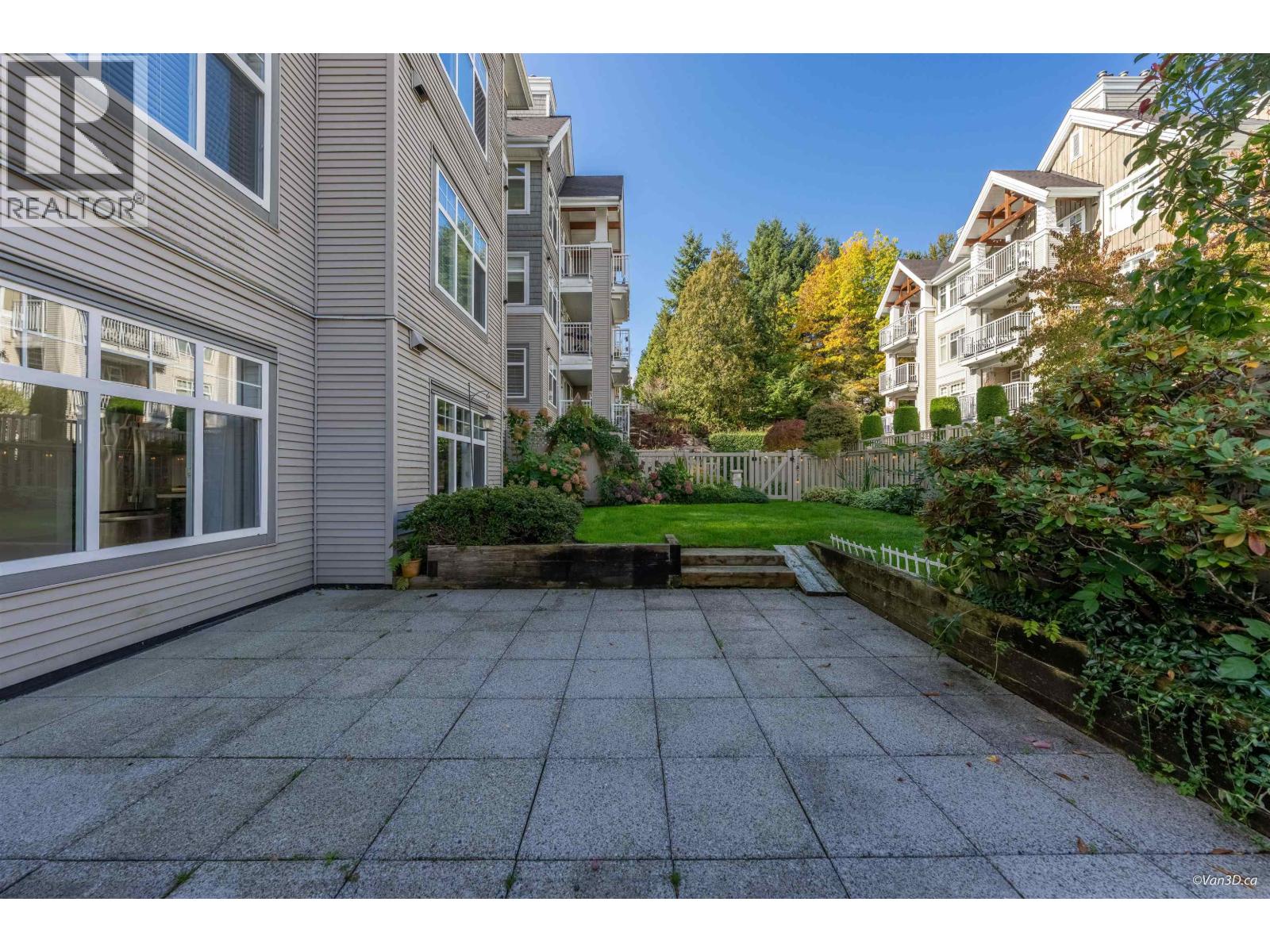 111 1432 Parkway Boulevard, Coquitlam, British Columbia  V3E 3L9 - Photo 2 - R3059998