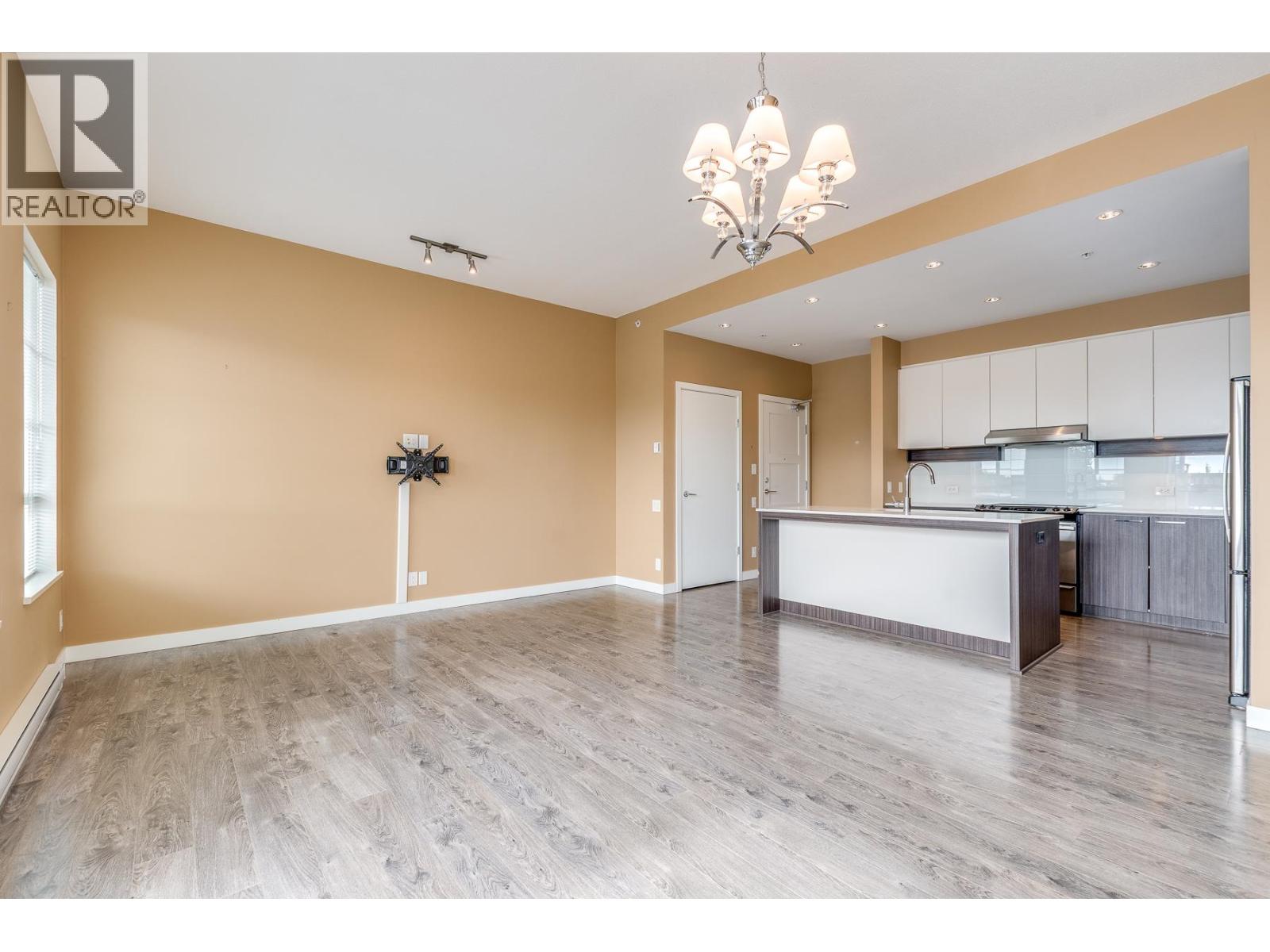 415 553 Foster Avenue, Coquitlam, British Columbia  V3J 0B5 - Photo 14 - R3060000