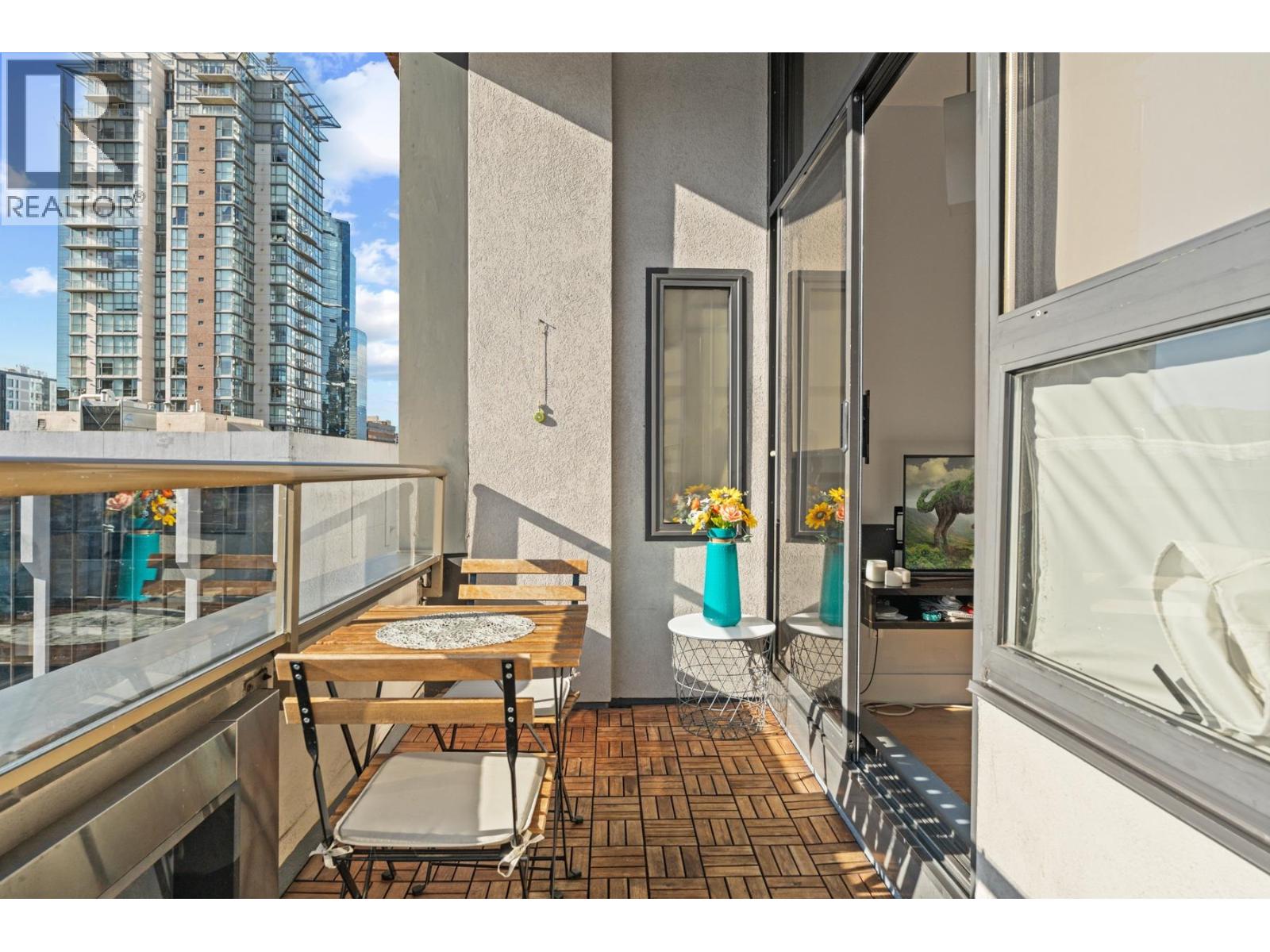 910 1010 Howe Street, Vancouver, British Columbia  V6Z 1P5 - Photo 10 - R3060003