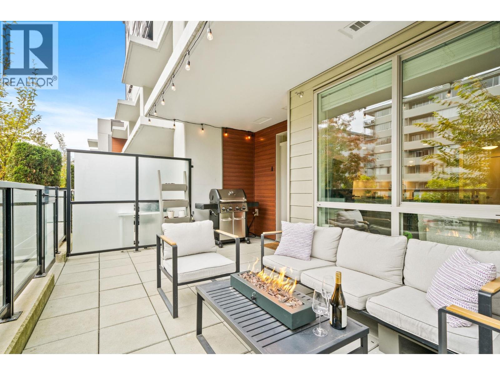 TH8 108 E 8TH STREET, North Vancouver, British Columbia