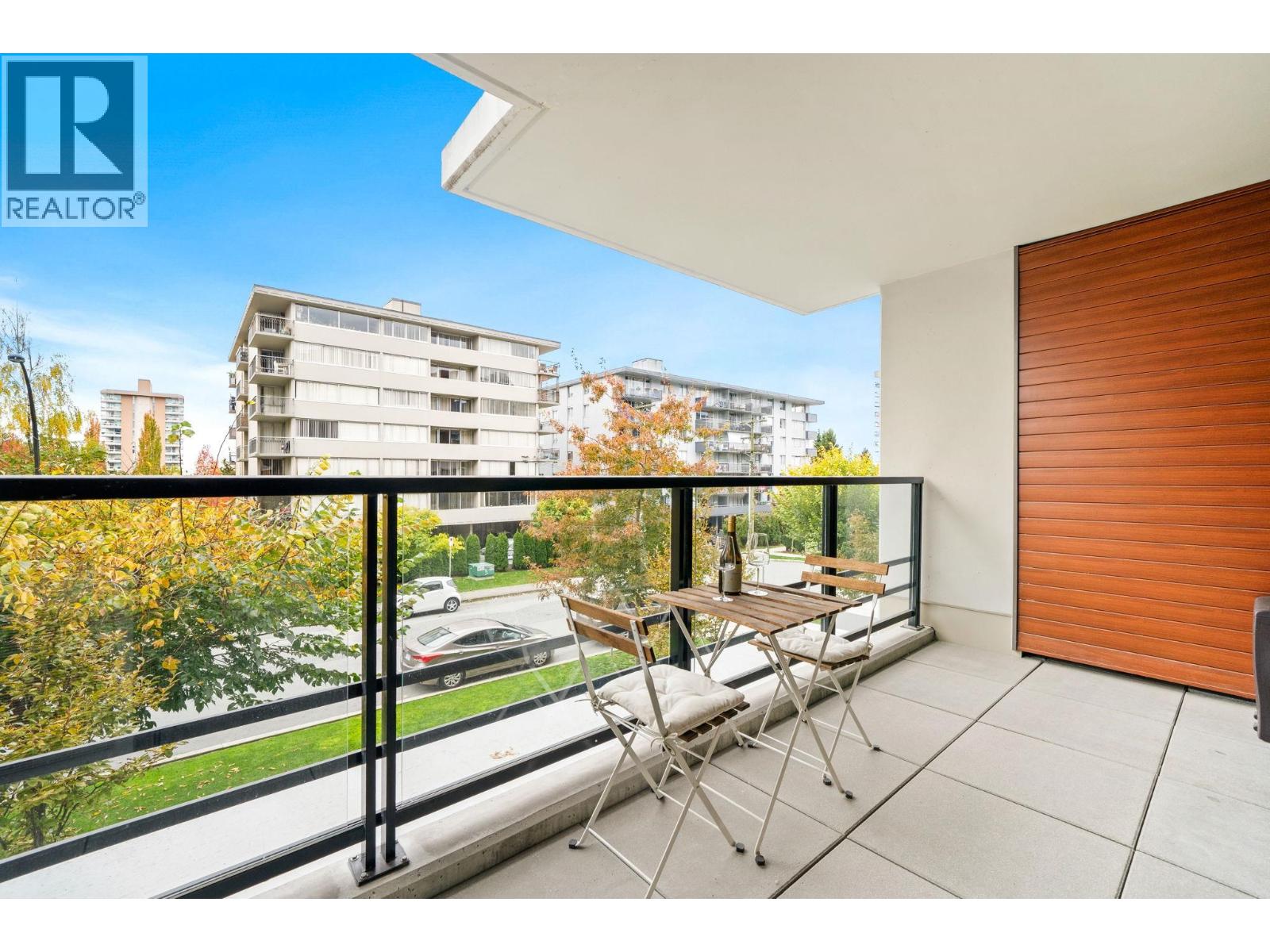 Th8 108 E 8th Street, North Vancouver, British Columbia  V7L 0H1 - Photo 22 - R3060016