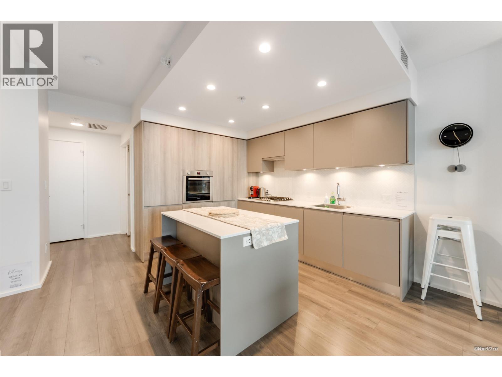 3206 3833 Evergreen Place, Burnaby, British Columbia  V3J 0M2 - Photo 4 - R3060017