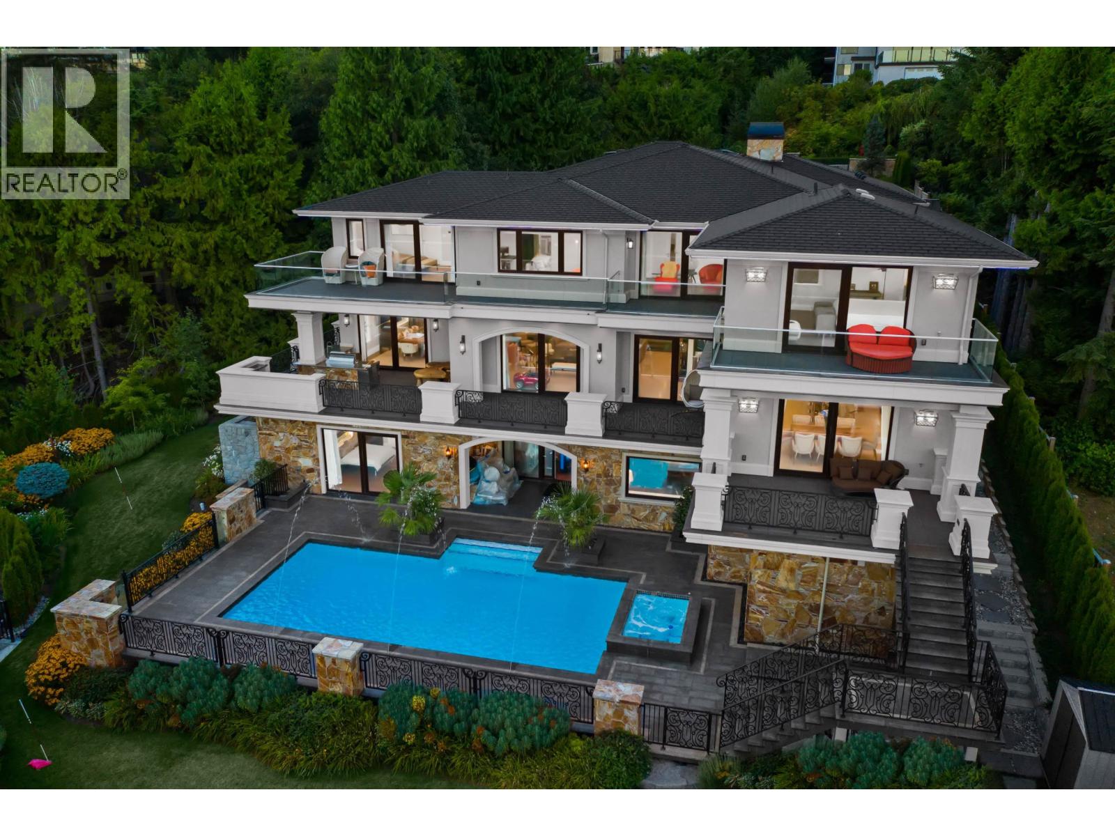 1436 SANDHURST PLACE, west vancouver, British Columbia