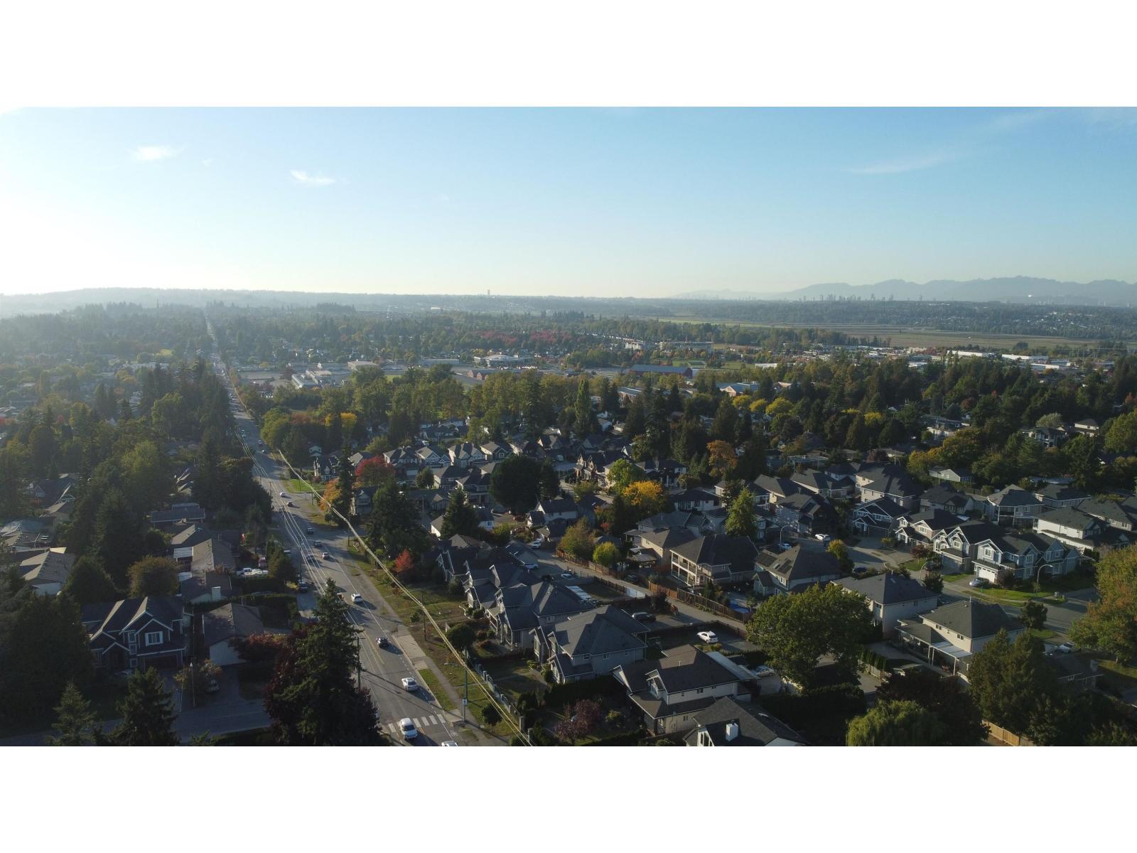 18266 60 Avenue, Surrey, British Columbia  V3S 1V8 - Photo 8 - R3053431