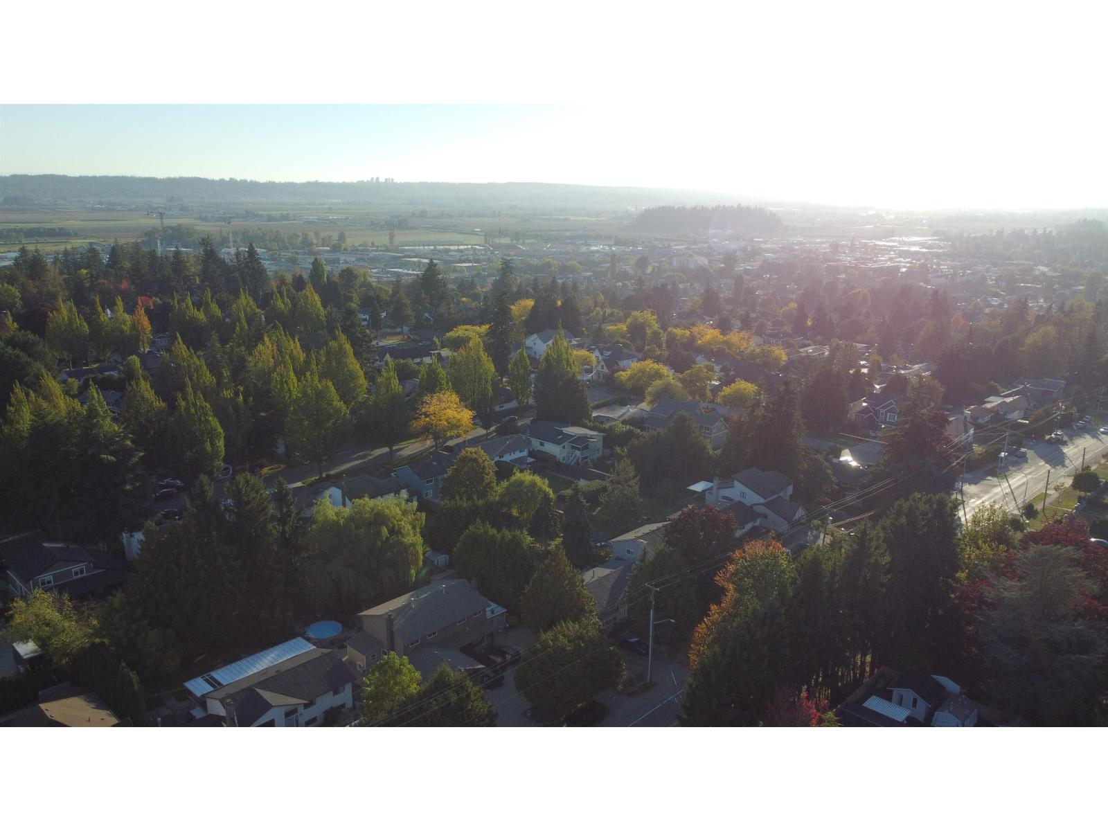 18266 60 Avenue, Surrey, British Columbia  V3S 1V8 - Photo 14 - R3053431