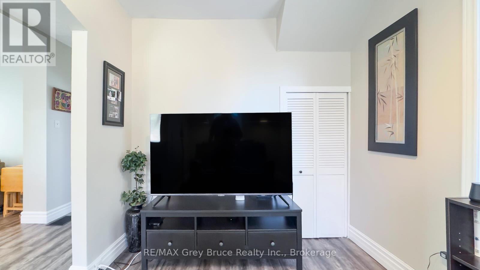 173 5th Avenue W, Arran-Elderslie, Ontario  N0G 1L0 - Photo 12 - X12472349