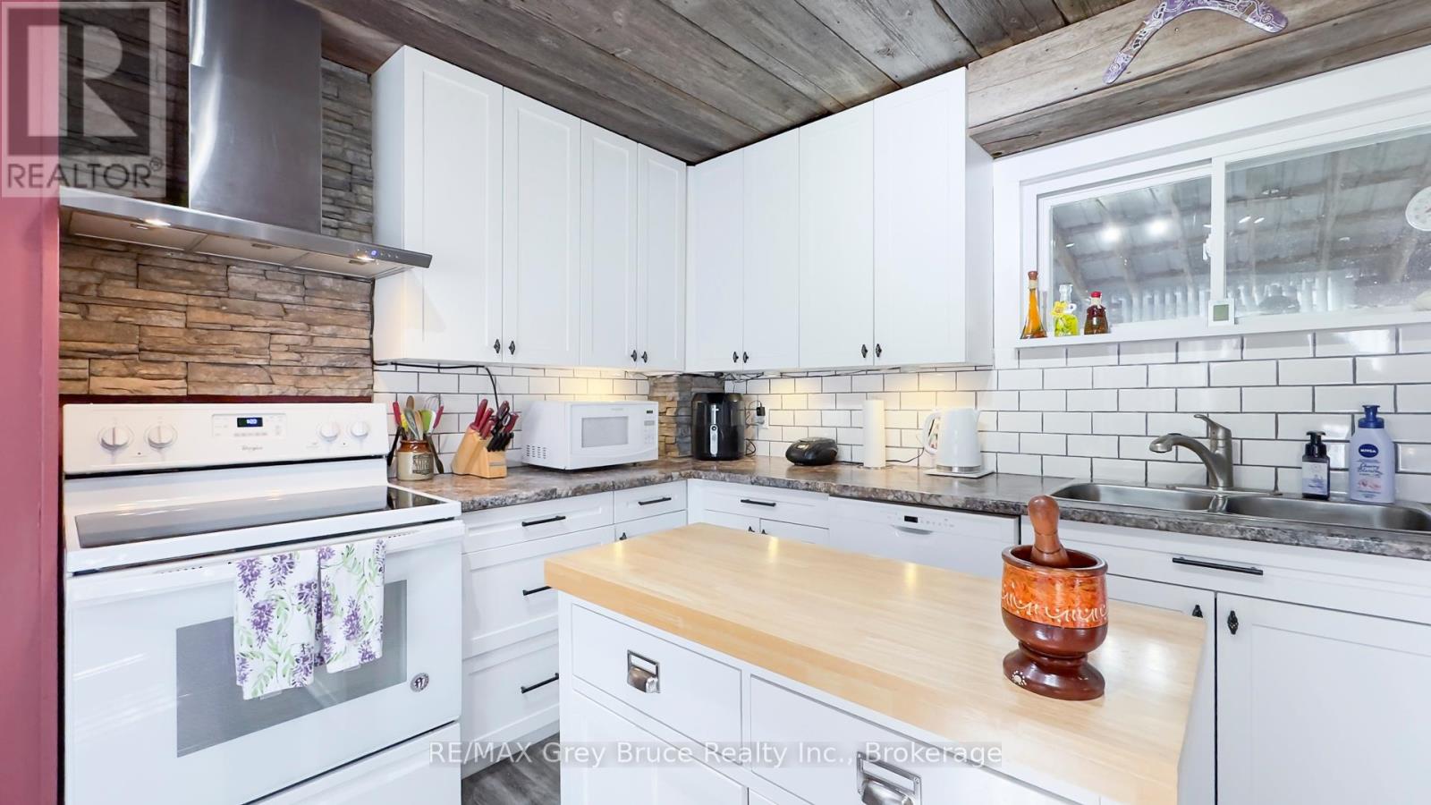173 5th Avenue W, Arran-Elderslie, Ontario  N0G 1L0 - Photo 16 - X12472349