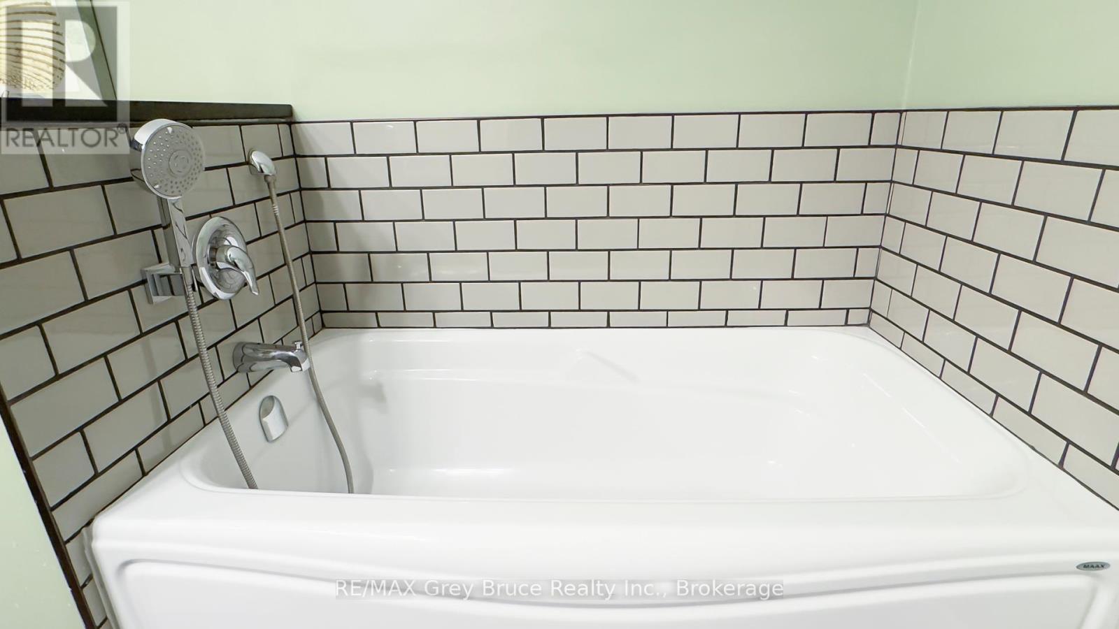 173 5th Avenue W, Arran-Elderslie, Ontario  N0G 1L0 - Photo 31 - X12472349