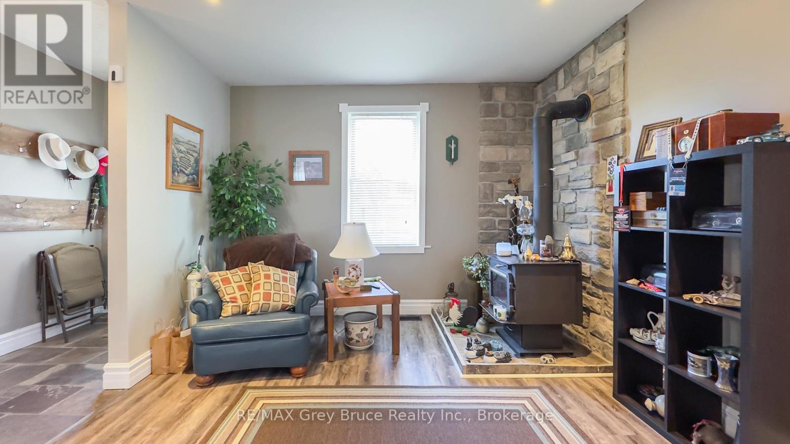 173 5th Avenue W, Arran-Elderslie, Ontario  N0G 1L0 - Photo 7 - X12472349