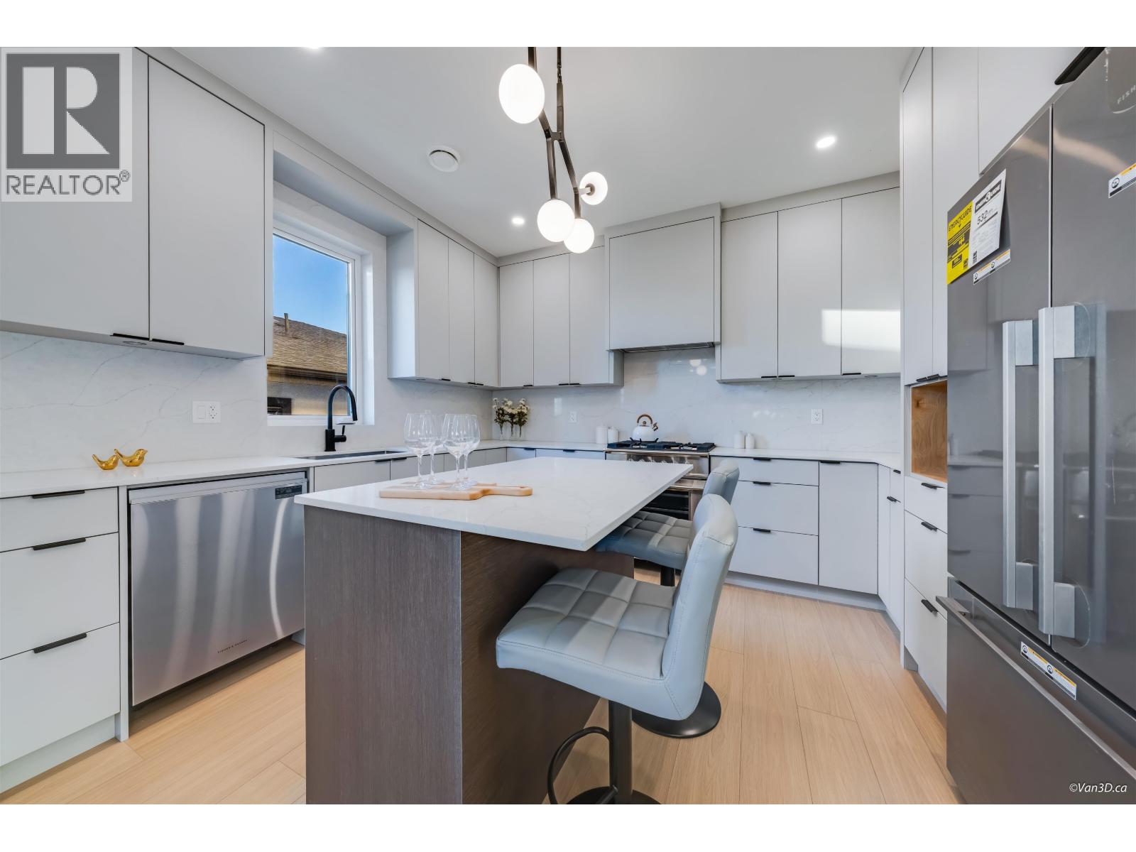 3 4211 Graveley Street, Burnaby, British Columbia  V5C 3T7 - Photo 9 - R3059048