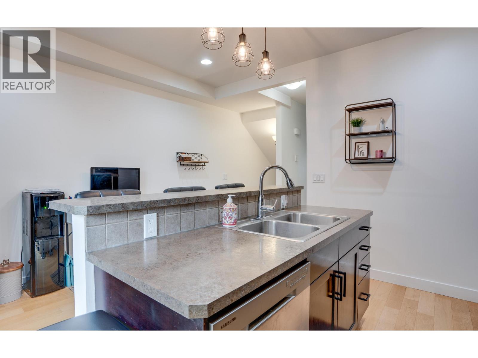 4900 Heritage Drive Unit# 1003, Vernon, British Columbia  V1T 9X1 - Photo 11 - 10366253