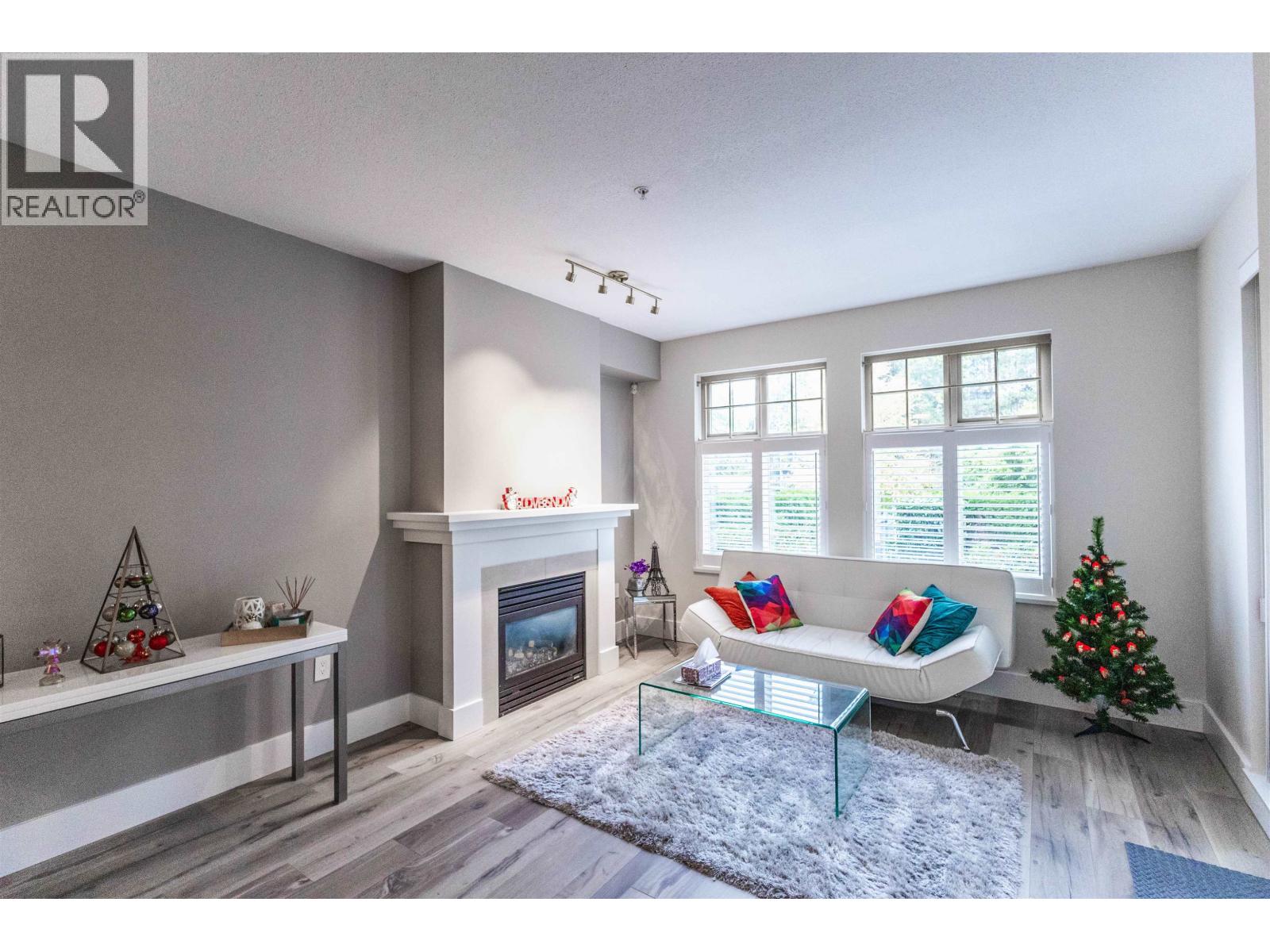 104 4883 Maclure Mews, Vancouver, British Columbia  V6J 5M8 - Photo 4 - R3060011