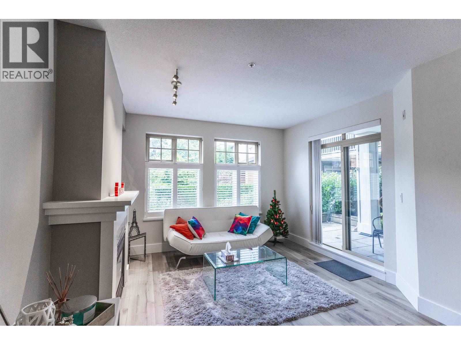 104 4883 Maclure Mews, Vancouver, British Columbia  V6J 5M8 - Photo 5 - R3060011