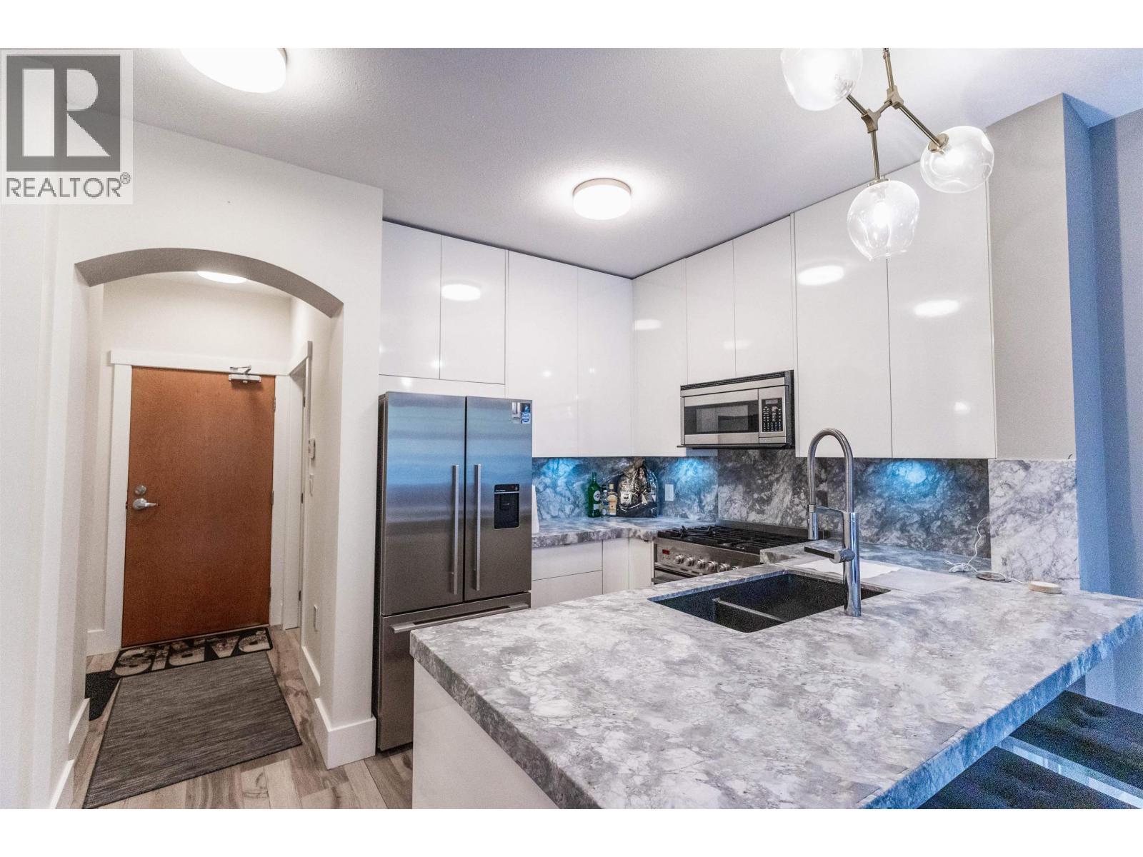 104 4883 Maclure Mews, Vancouver, British Columbia  V6J 5M8 - Photo 6 - R3060011