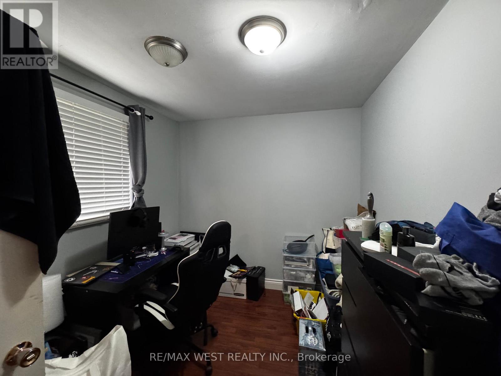 11 Turner Court, Bradford West Gwillimbury, Ontario  L3Z 2W3 - Photo 11 - N12422350