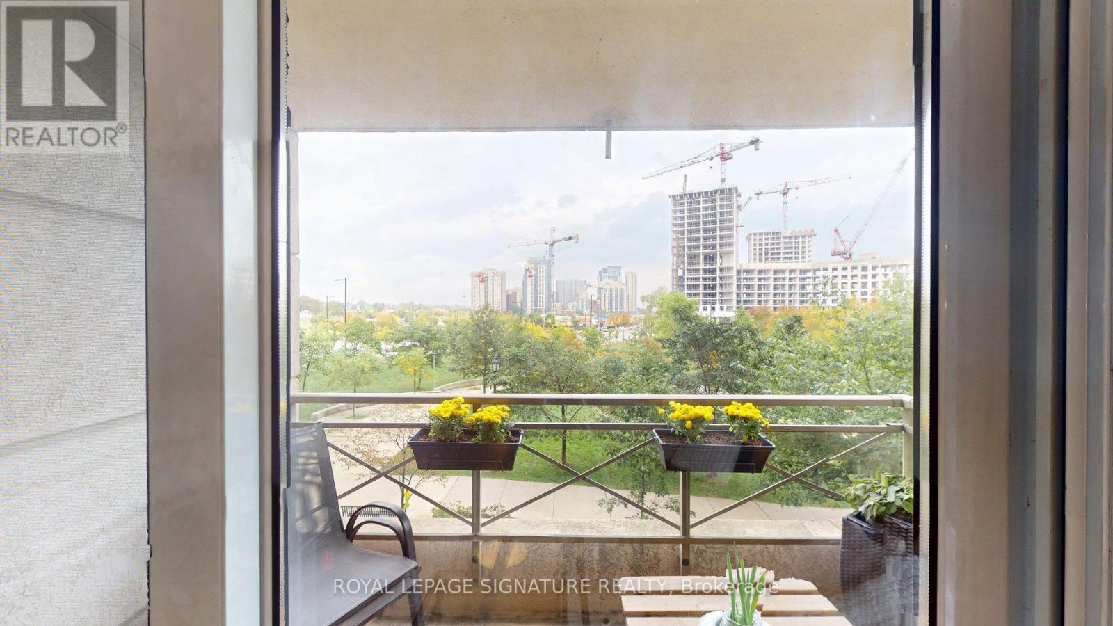 207 - 5229 Dundas Street W, Toronto (Islington-City Centre West), Ontario  M9B 6L9 - Photo 11 - W12471305