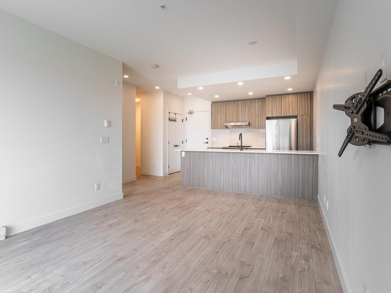 304 32838 Landeau Place, Abbotsford, British Columbia  V2S 0M6 - Photo 8 - R3060053