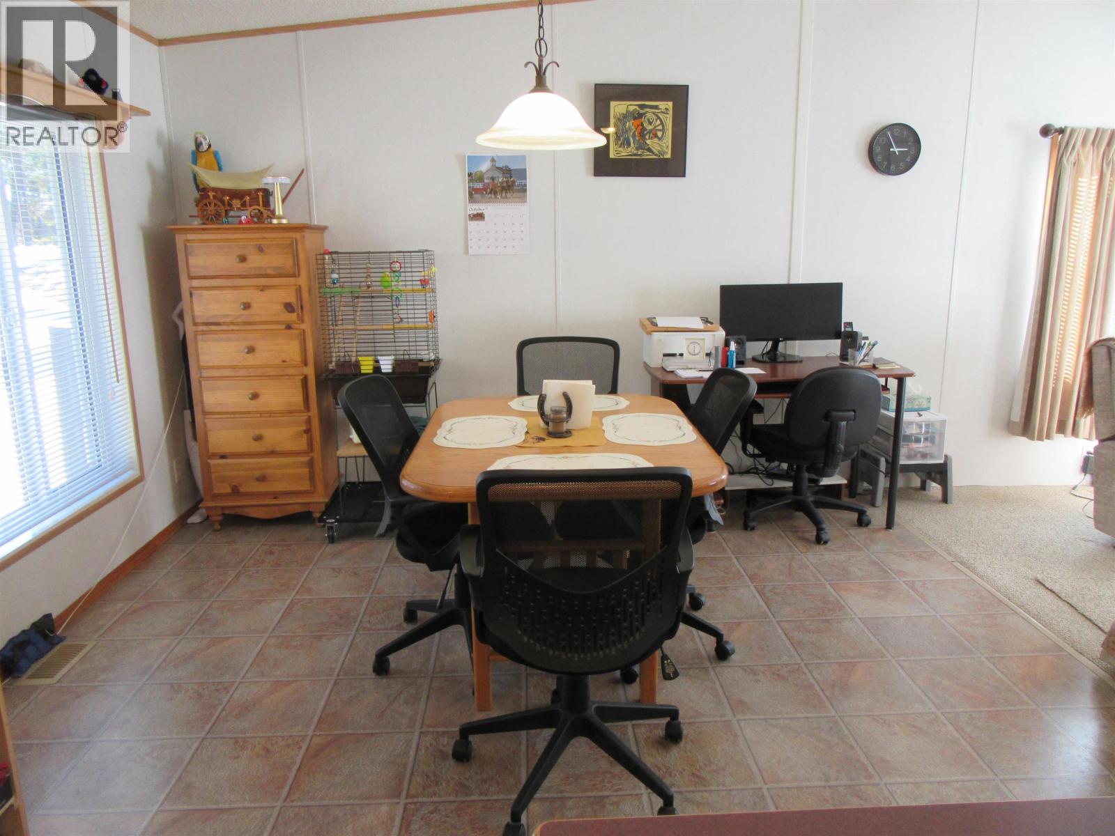 4866 Kemmi Crescent, 108 Mile Ranch, British Columbia  V0K 2Z0 - Photo 21 - R3059996