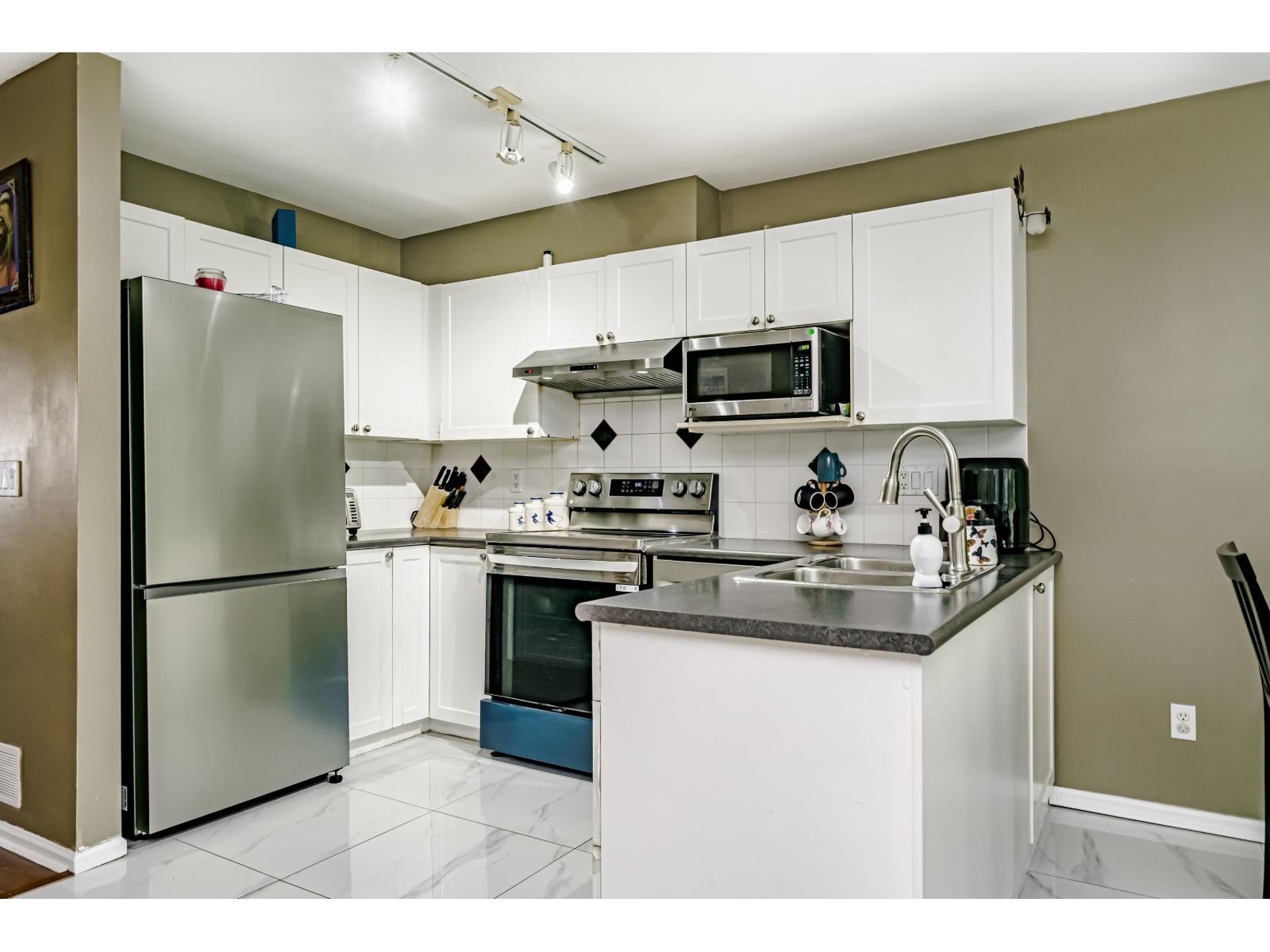 80 12110 75a Avenue, Surrey, British Columbia  V3W 1M1 - Photo 8 - R3059871