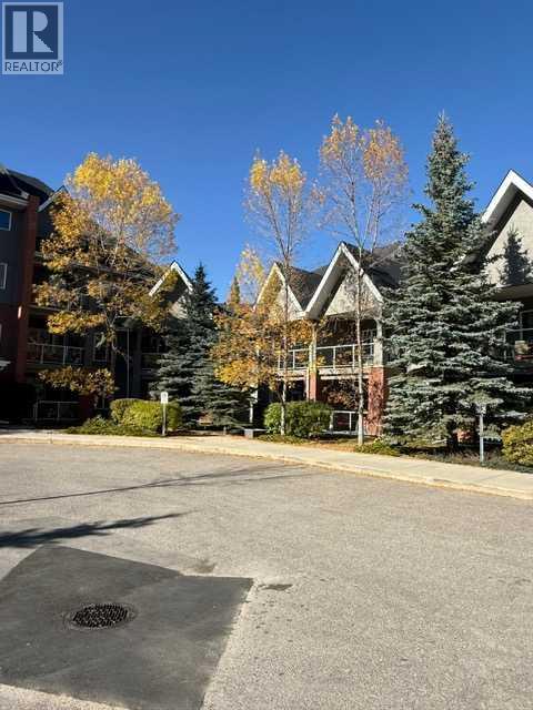 203, 15 Everstone Drive Sw, Calgary, Alberta  T2Y 5B5 - Photo 2 - A2262622