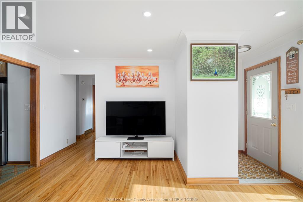 1026 Watson Avenue, Windsor, Ontario N8S 3T4 - Photo 12 - 25026644