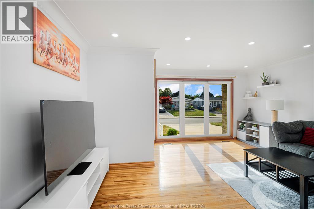 1026 Watson Avenue, Windsor, Ontario N8S 3T4 - Photo 9 - 25026644