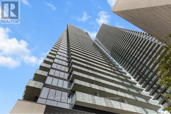 2401 - 65 St. Mary Street, Toronto, Ontario  M5S 0A6 - Photo 2 - C12464329