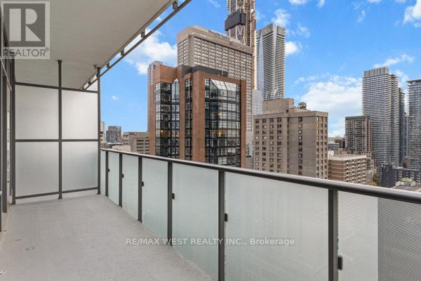 2401 - 65 St. Mary Street, Toronto, Ontario  M5S 0A6 - Photo 15 - C12464329