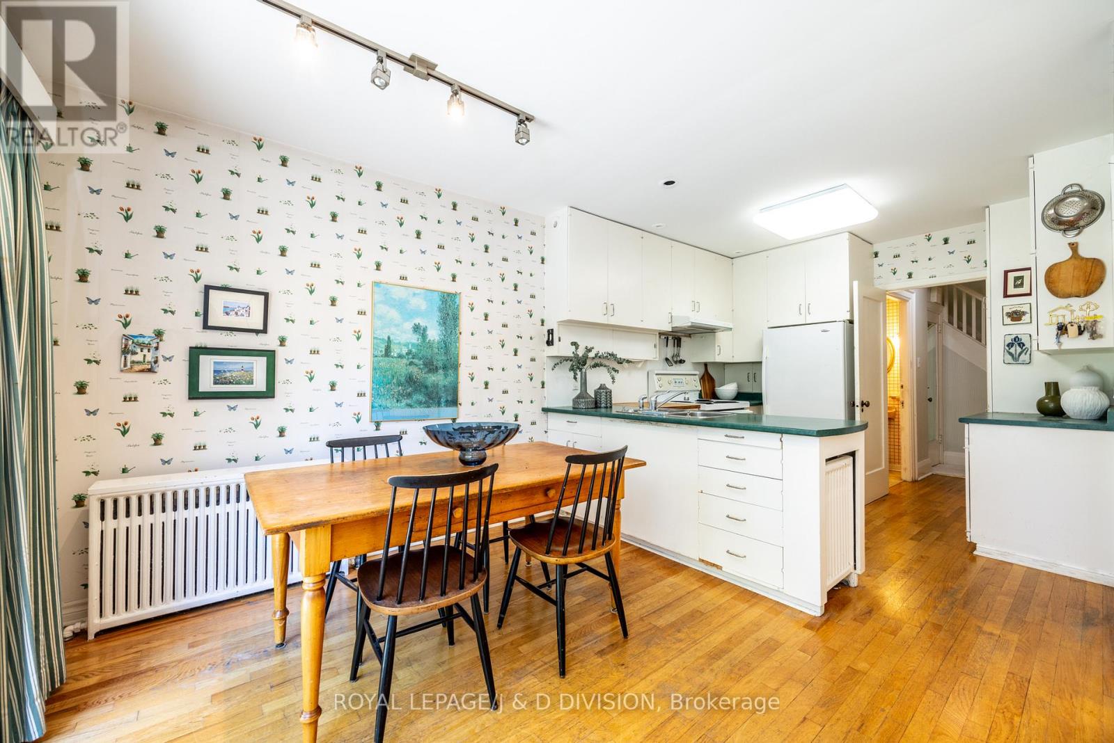 50 Eastbourne Avenue, Toronto (Yonge-Eglinton), Ontario  M5P 2G2 - Photo 15 - C12472321