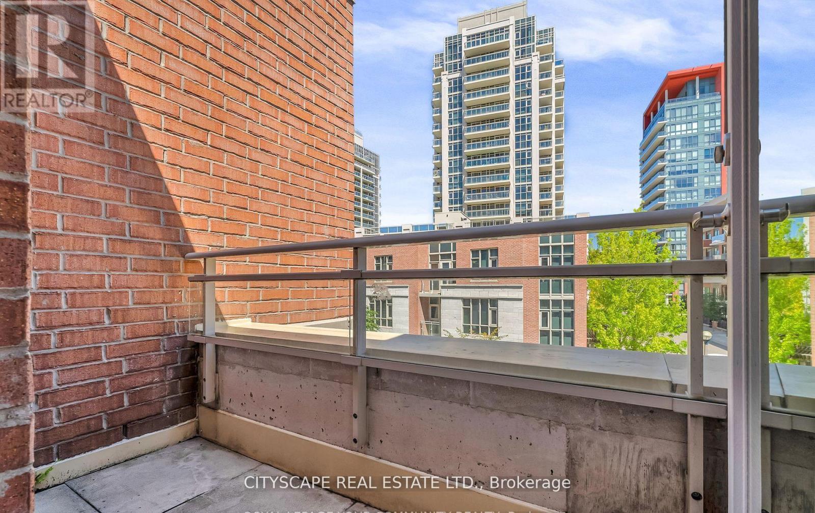 Th 7 - 81 Sloping Sky Mews, Toronto, Ontario  M5V 1P4 - Photo 43 - C12472344